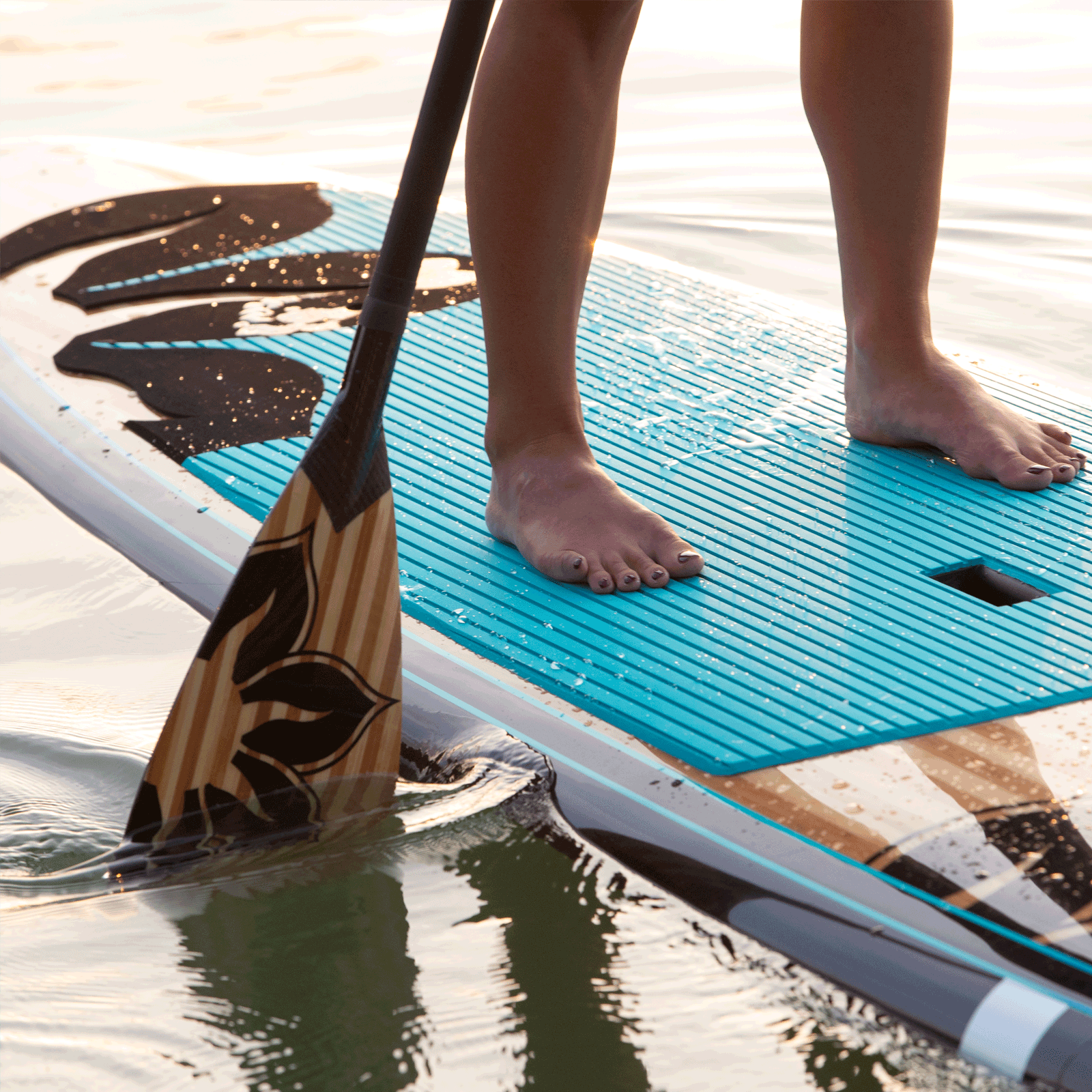 LP-03 Carbon & Bamboo Lotus Paddle